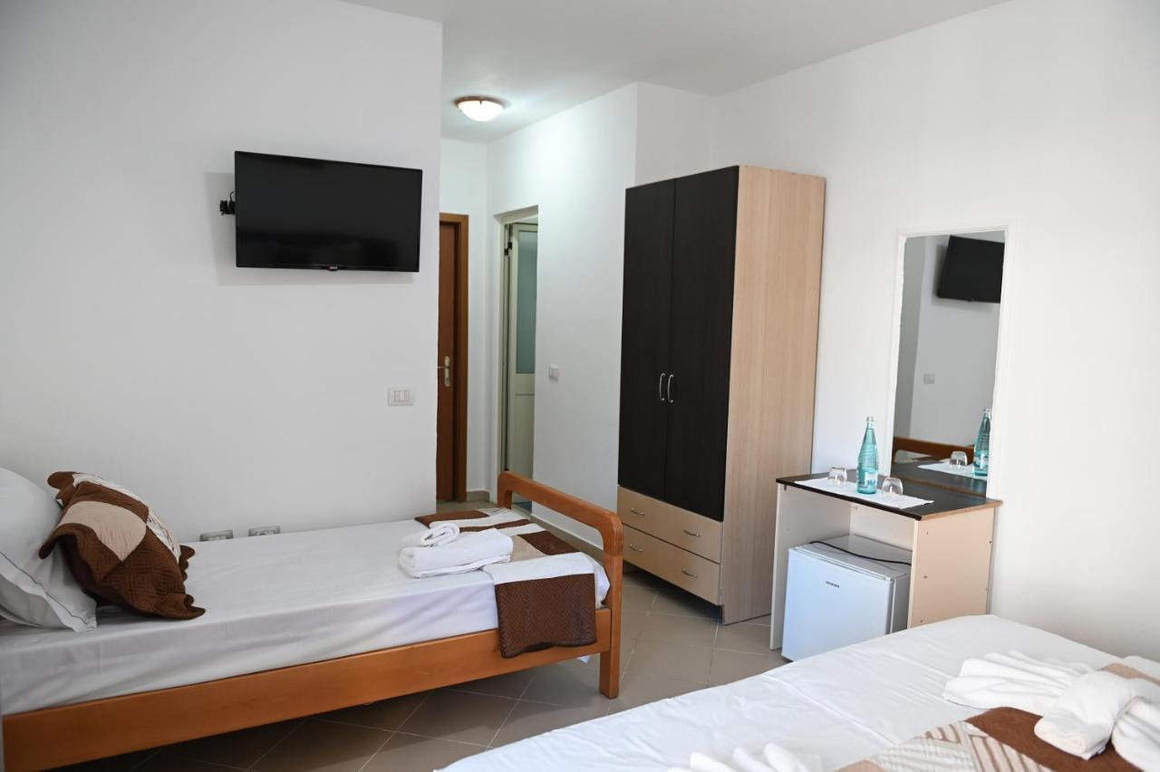 Vila Oxinn Kryemëdhej Esterno foto