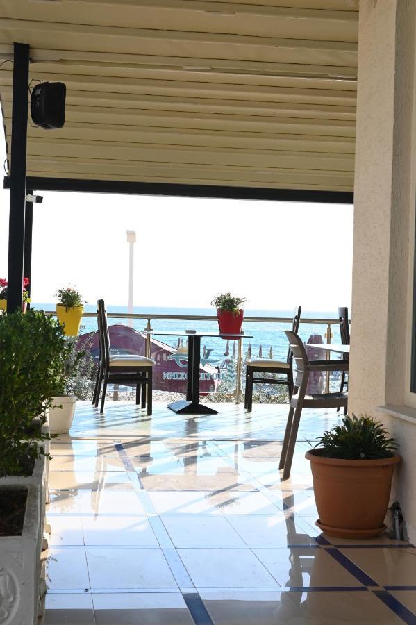 Vila Oxinn Kryemëdhej Esterno foto